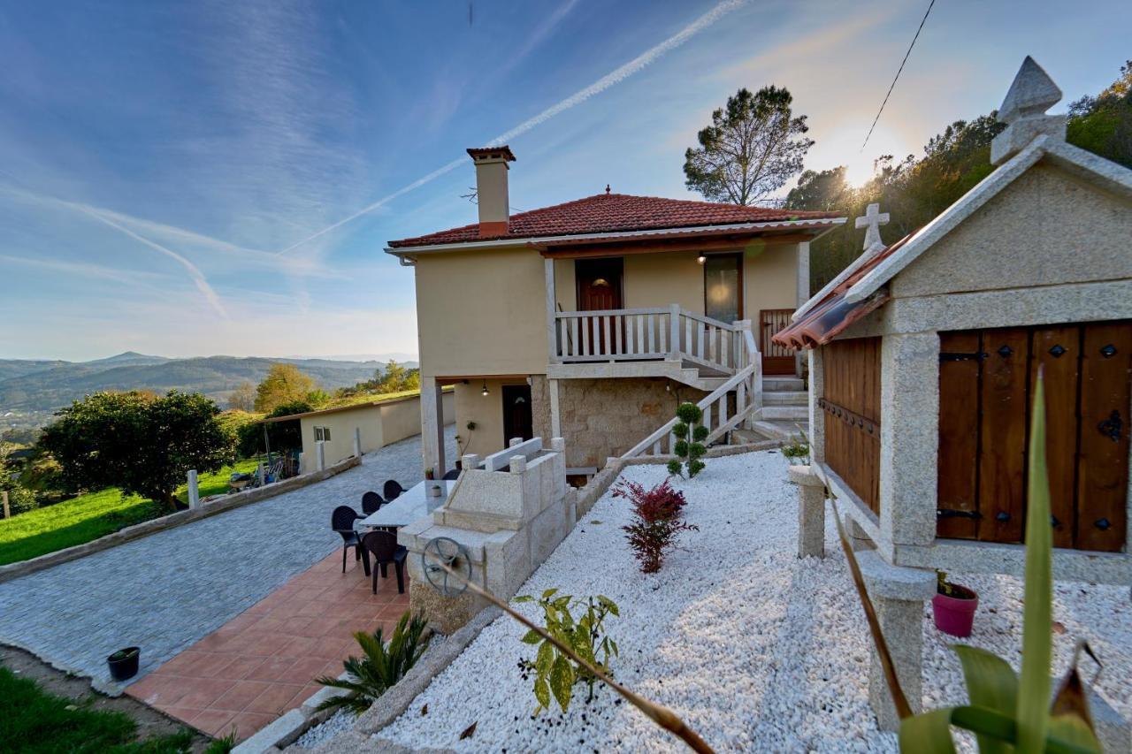 O Lar De Lola Villa Mondariz Bagian luar foto